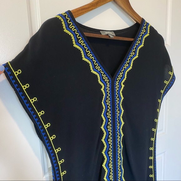 Neiman Marcus V Neck Embroidered Midi Dress - Picture 6 of 8